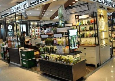 商場一樓為何總被化妝品“占領”？揭秘背后隱藏的商業密碼