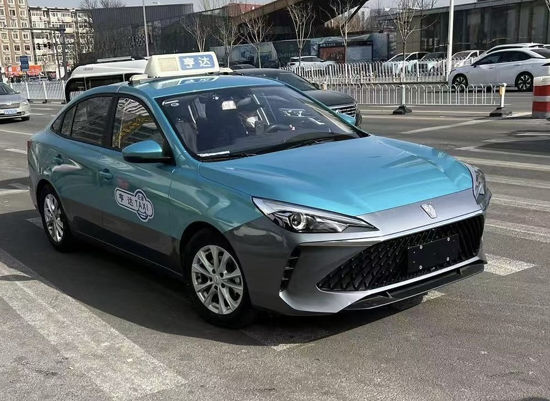 津門(mén)街頭的流動(dòng)風(fēng)景——隨拍天津出租車(chē)掠影